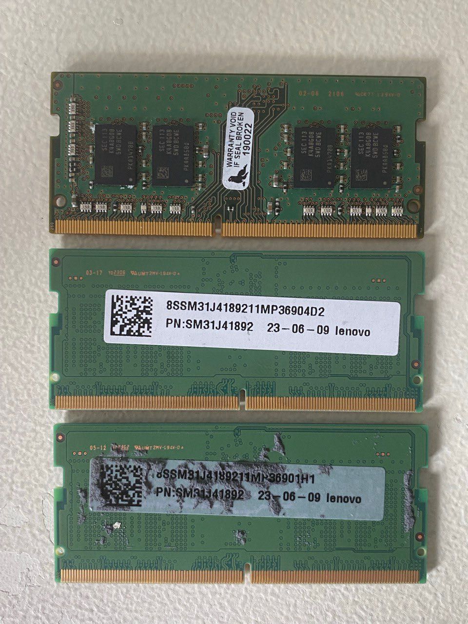 DDR5 8gb, 16gb - 5600Mhz, DDR4 8gb - 3200Mhz