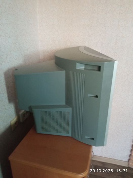 Телевізор RAINFORD.