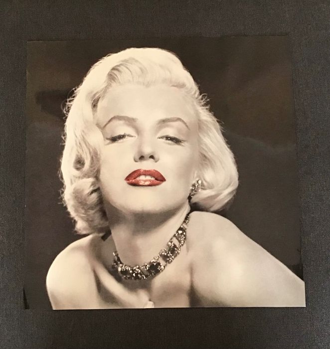 Zdjęcie Marilyn Monroe w antyramie.