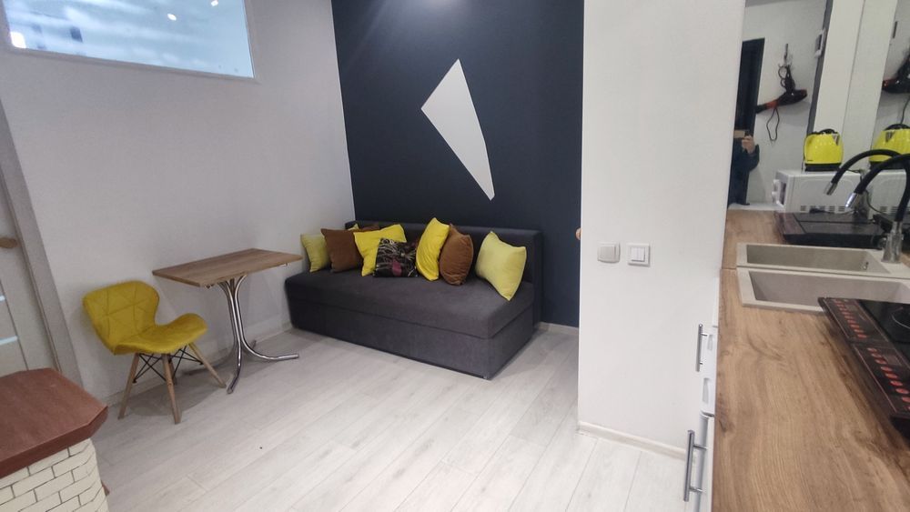 Подобово 2кім вул Шевченка12/Клепарівська4/2 центр/ зд