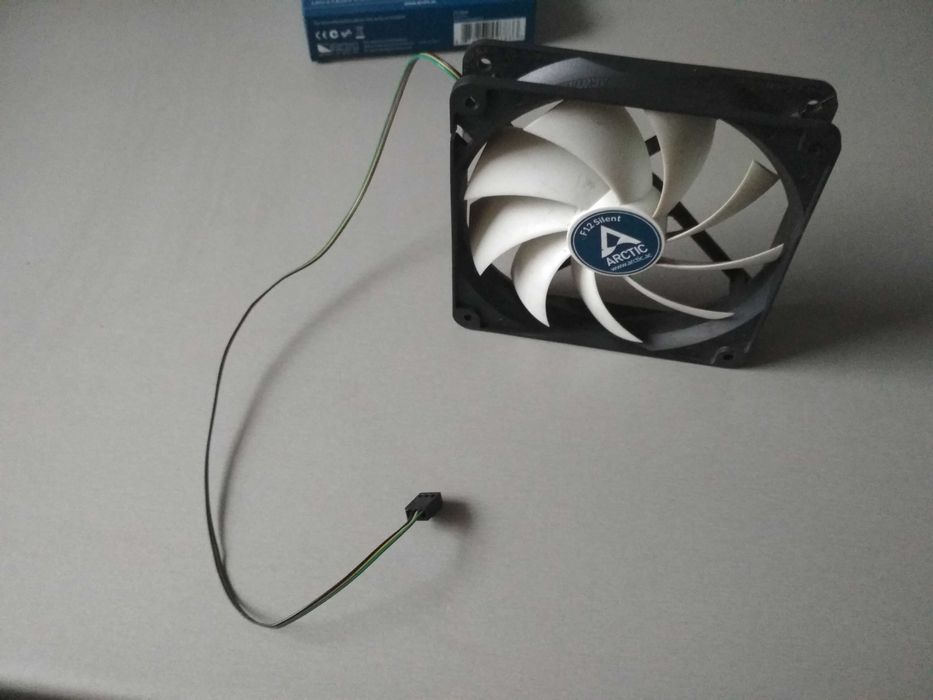 Wentylator Arctic F12 Silent 120 x 120 mm Stan bdb!