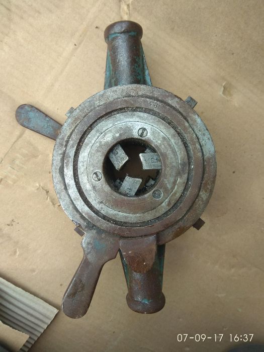 Плашка 1/2 - 3/4 лерка клупп немецкая