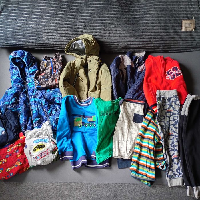 Пакет речей для хлопчика 3-4 роки. Лот одягу. Куртка, штани, светр.