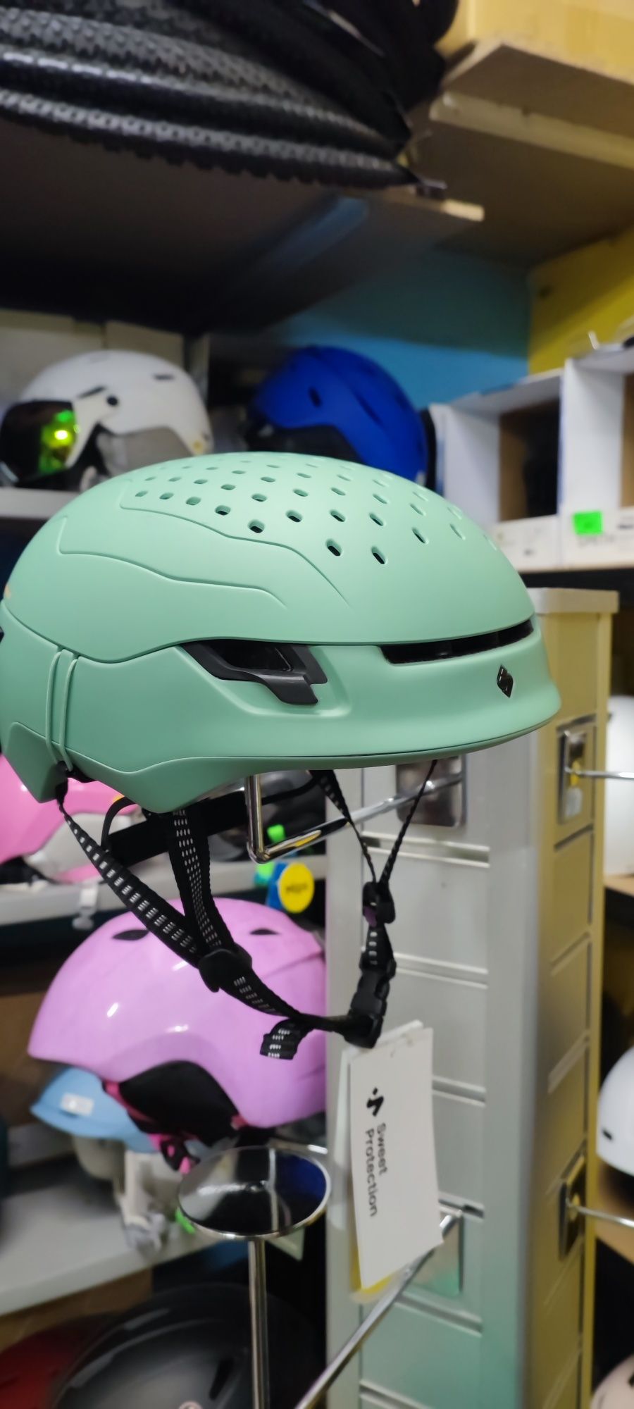 Nowy kask Sweet protection ascender mips , narciarski , wspinaczka M/L