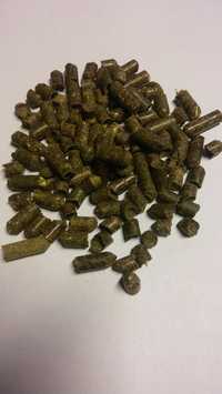 Trawokulki- susz z traw granulat