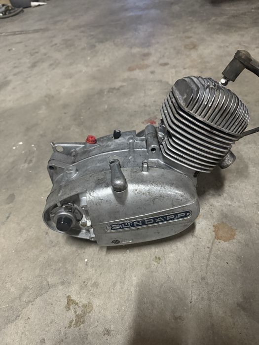 Vendo Motor zundapp 4 e pecas