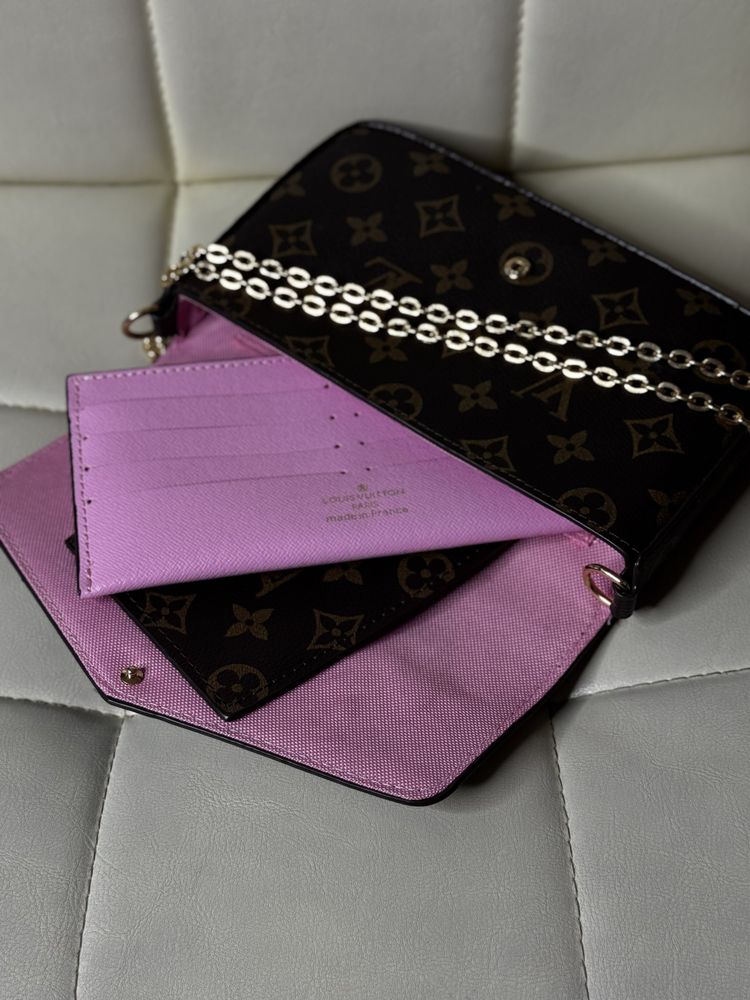 Стильний клатч від Louis Vuitton