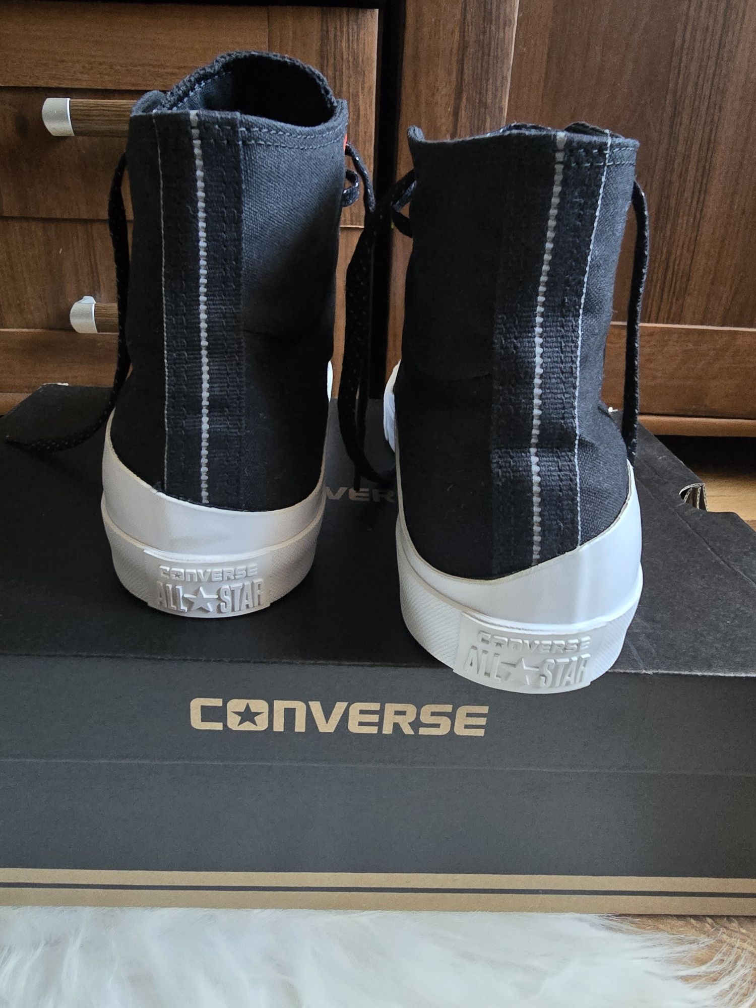 Converse nowe czarne wysokie trampki conversy r. 41,5
