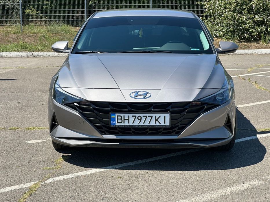 Продам офіційну Хюндай Елантру 2022 р