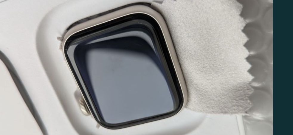 Продам Apple Watch SE 40 Gen-2 LTE