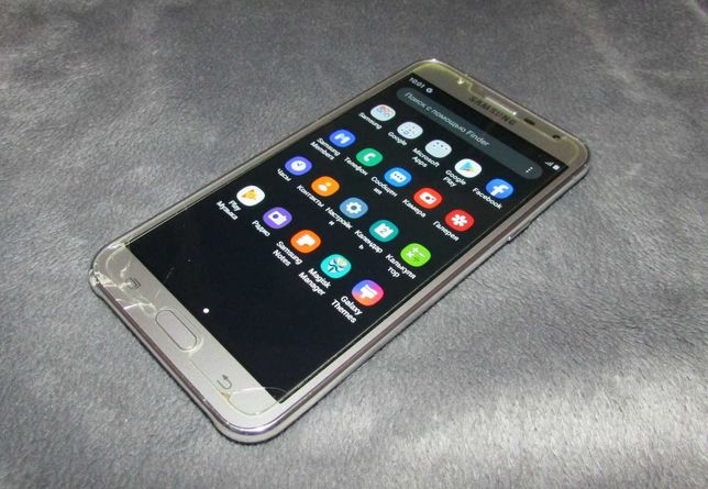 смартфон Samsung Galaxy J7 Neo J701F