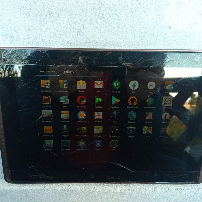 Планшет ASUS TF -101