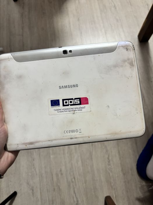 Планшети є в наявності багато