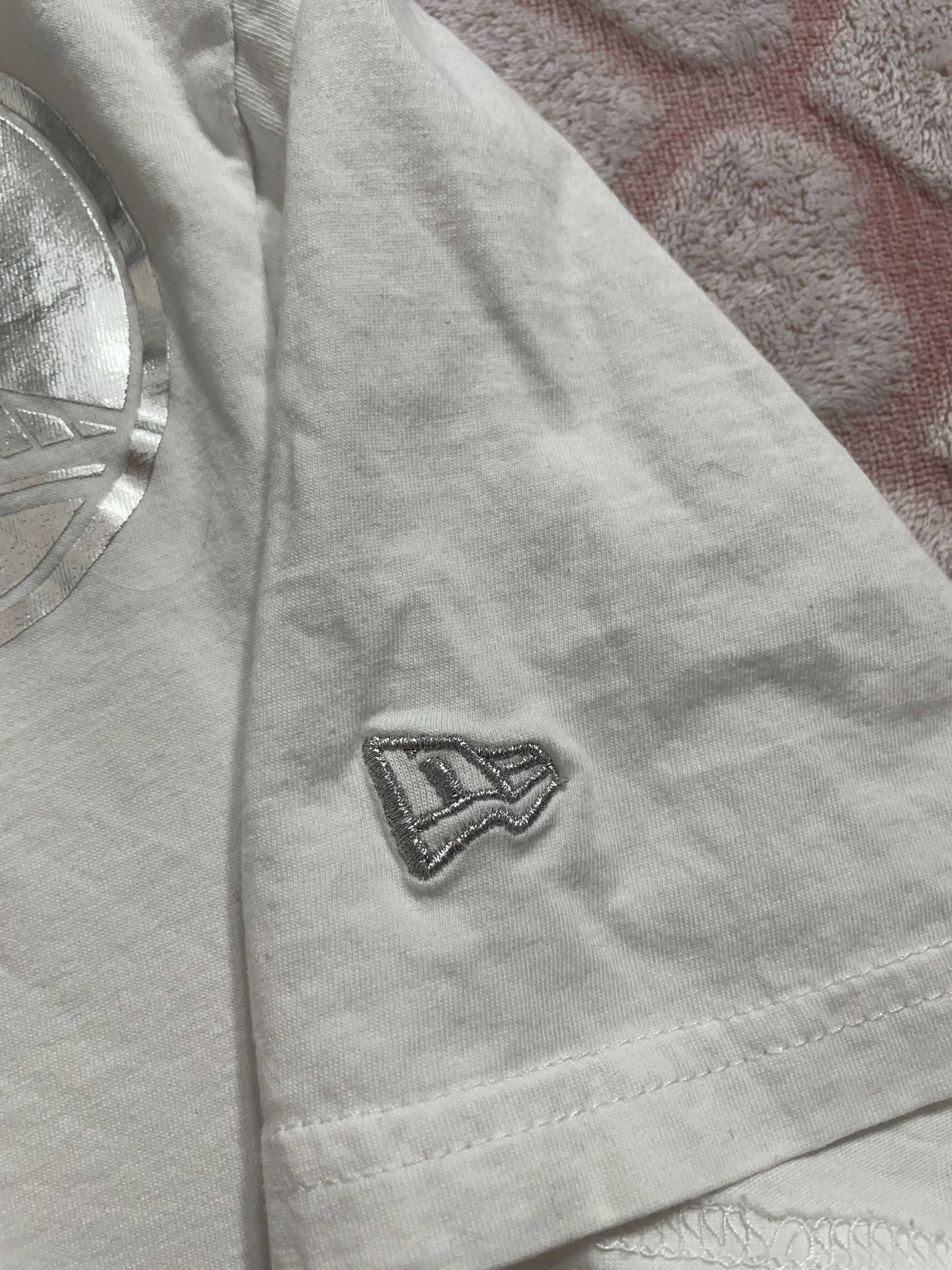 Koszulka marki New era w rozmiarze M