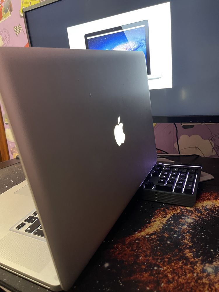 MacBook Pro a1297