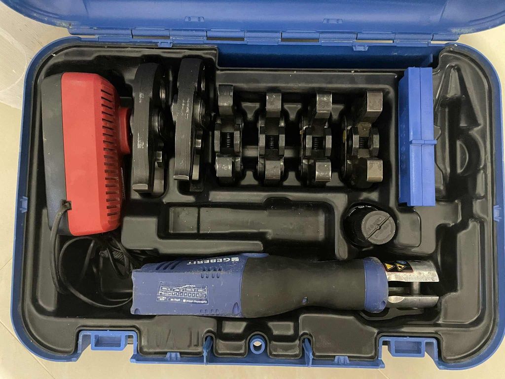Zaciskarka geberit Novopress Aco 102nie Rems