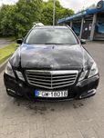 MERCEDES E350 kombii 2010 rok