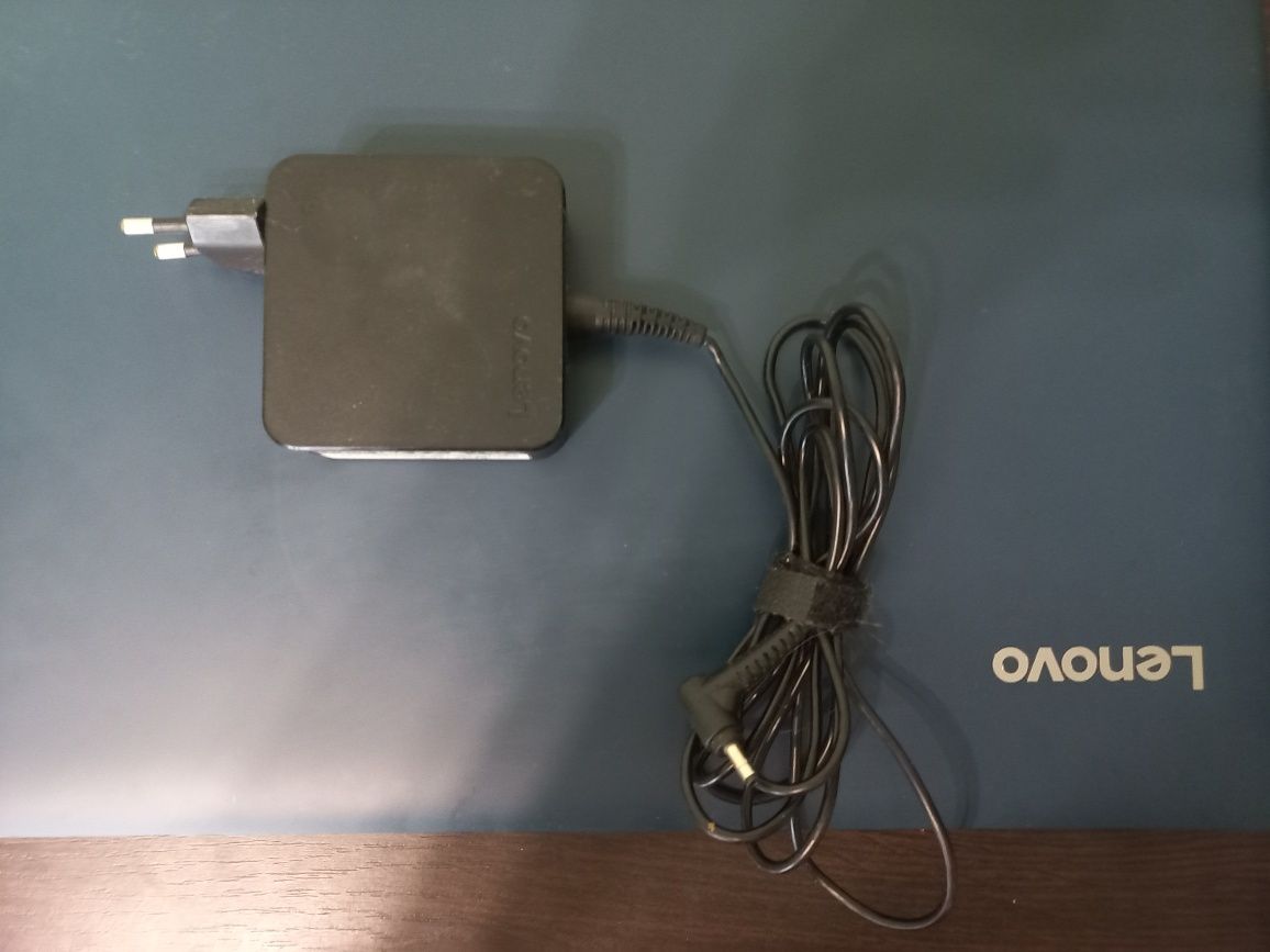 Ноутбук Lenovo ideapad 330