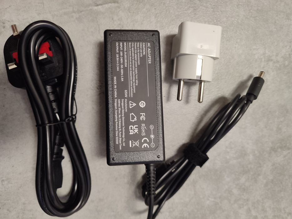 Ładowarka Adapter zasilacz tablet laptop 19,5V 3.34A
