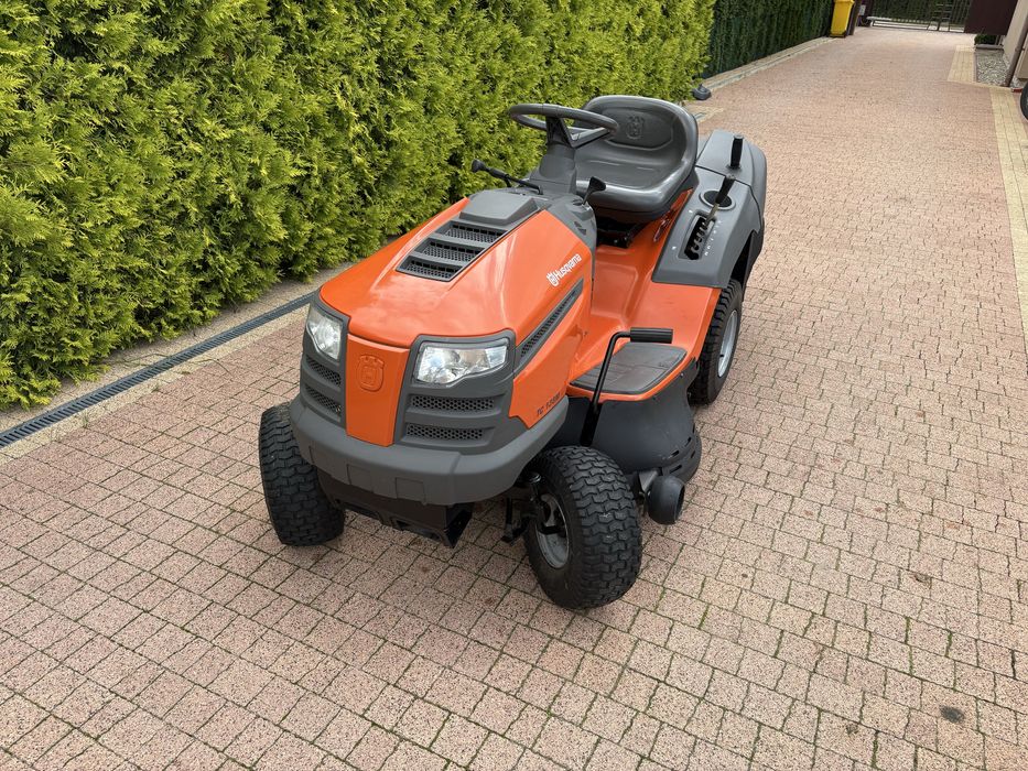 Traktorek Husqvarna TC 138M silnik B&S 13hp. bardzo dobry stan