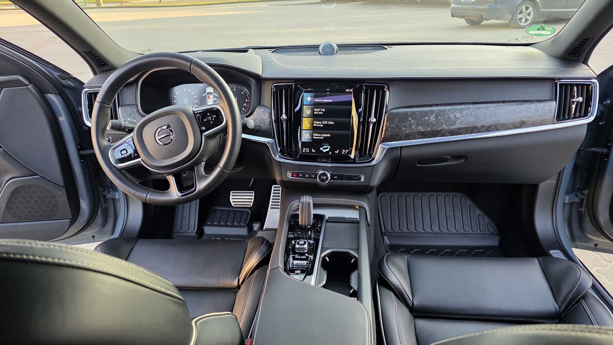 Volvo s90 R-design 4x4 rok 2021 silnik 2.0 diesel 250km igła zamiana