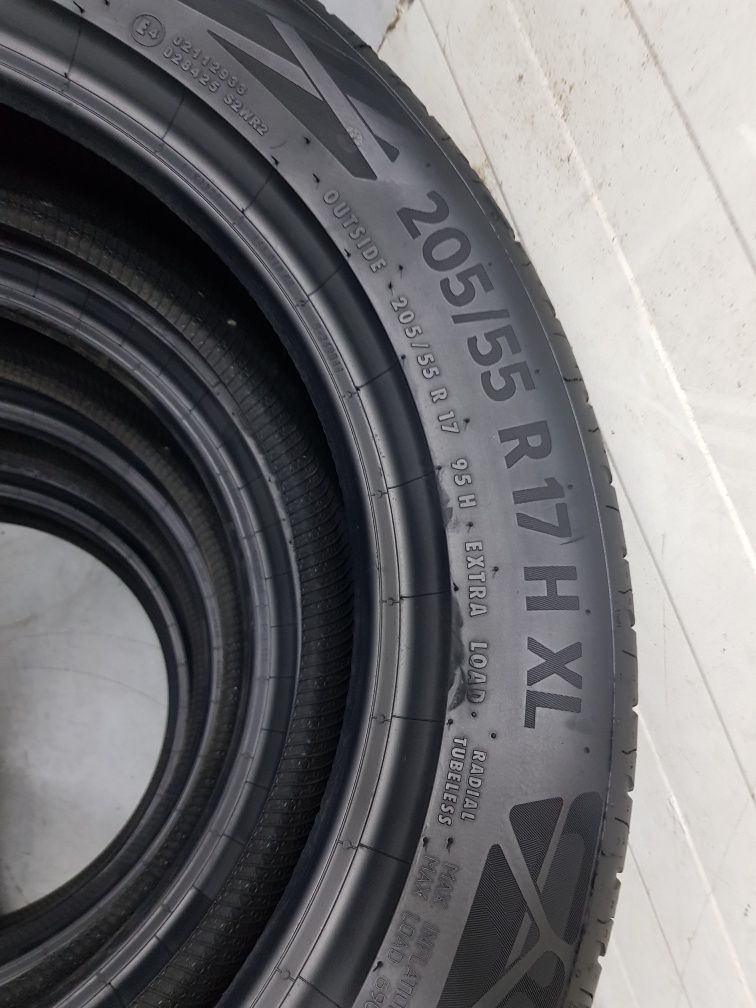 205/55R17 Continental EcoContact6.