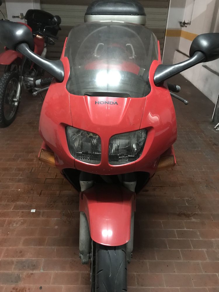 Honda vfr 750 revisoes sempre na hora