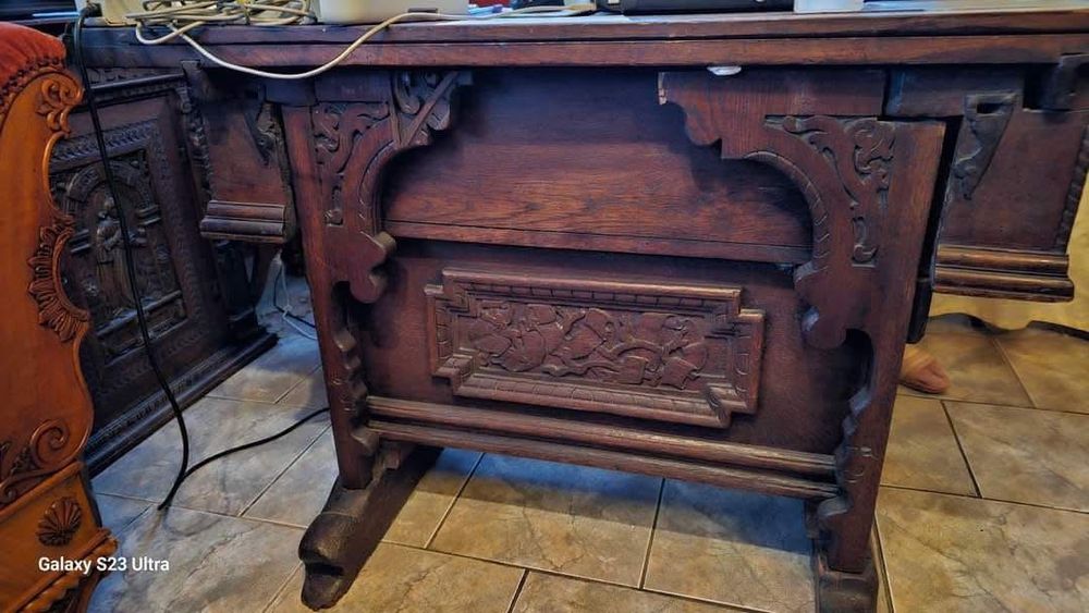 Meble antyczne biurko