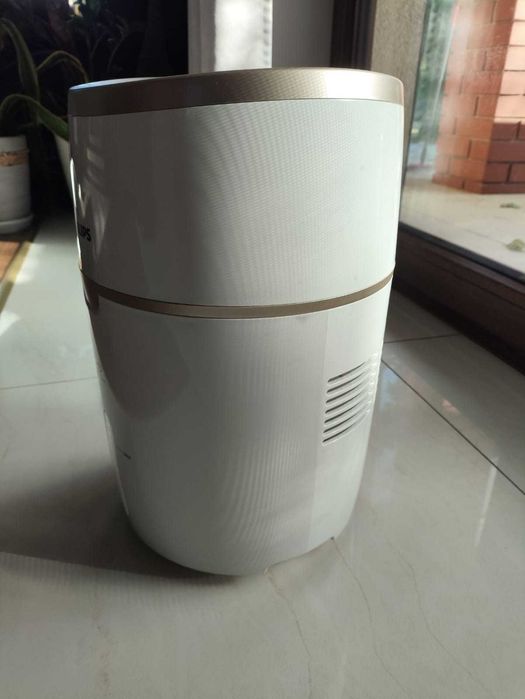 Nawilżacz powietrza Philips HU4816 zbiornik na wodę 4l, moc 19W, biały
