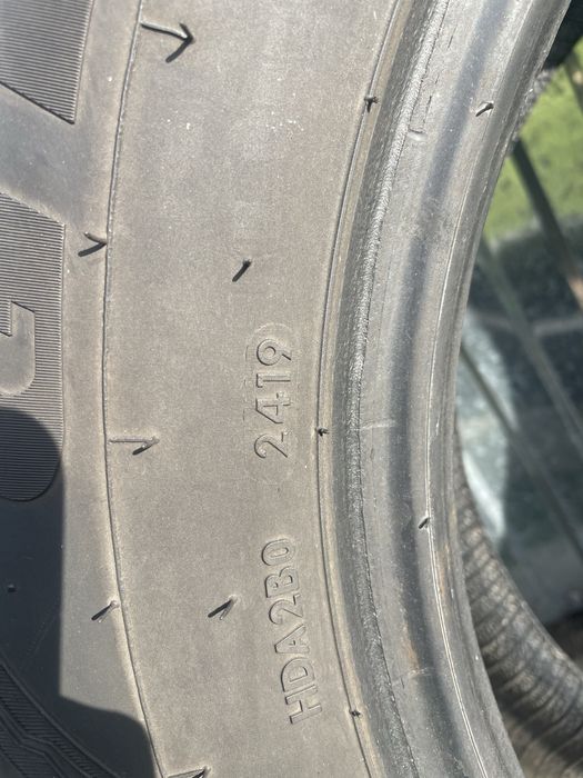 Opony zimowe  225/65 235/65/16 R16 C 4szt wzmacniane  do busa