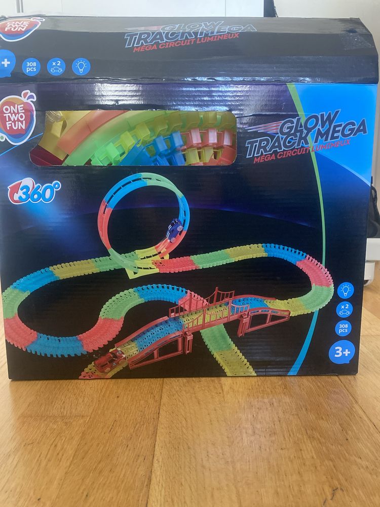 Pista de Corrida de Carros Glow Track