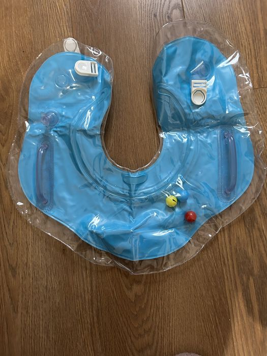 Круг на шию і водний коврик