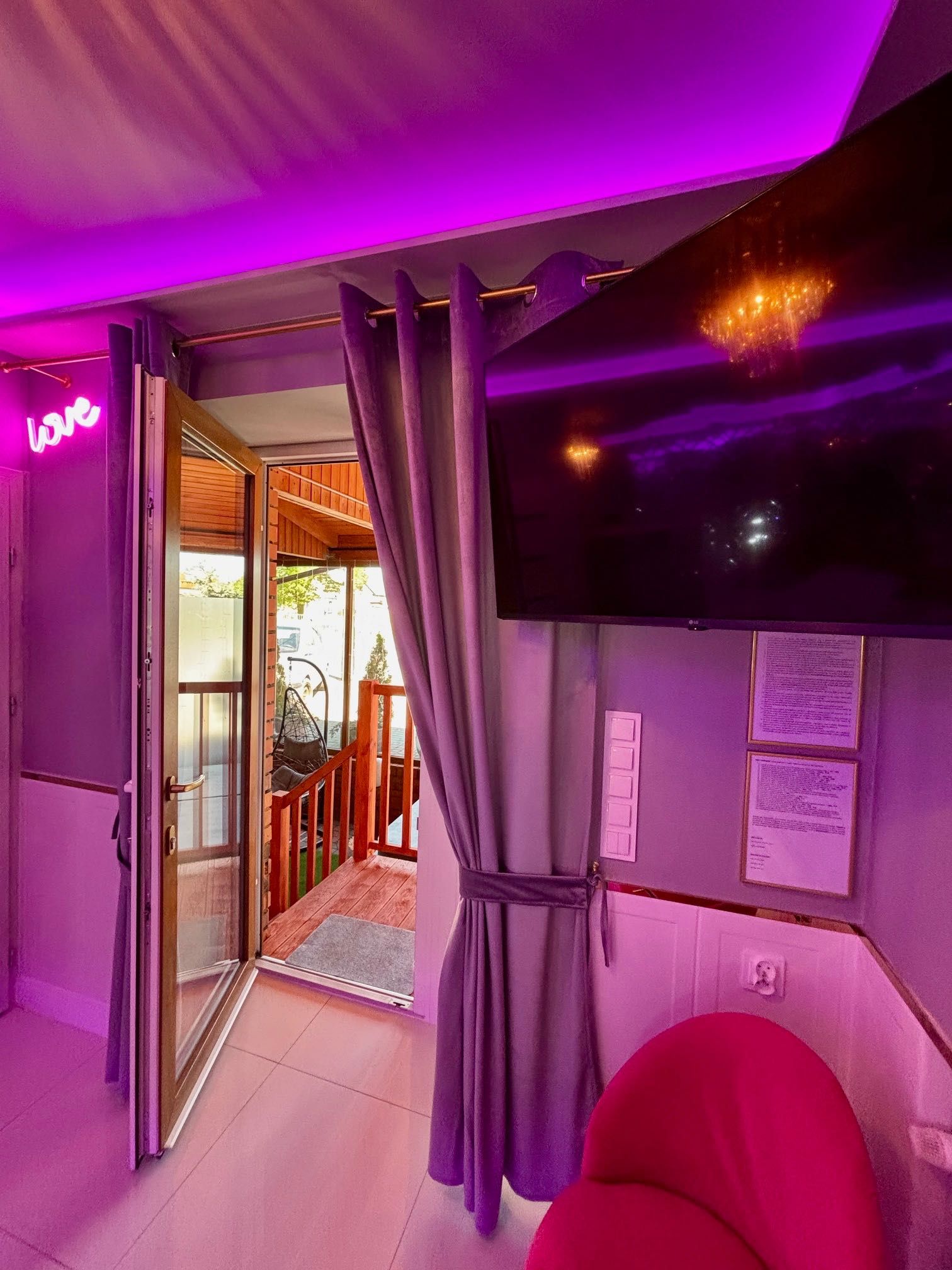 Apartament "Love Heaven" Jacuzzi SPA z wanną z hydromasażem dla Dwojga