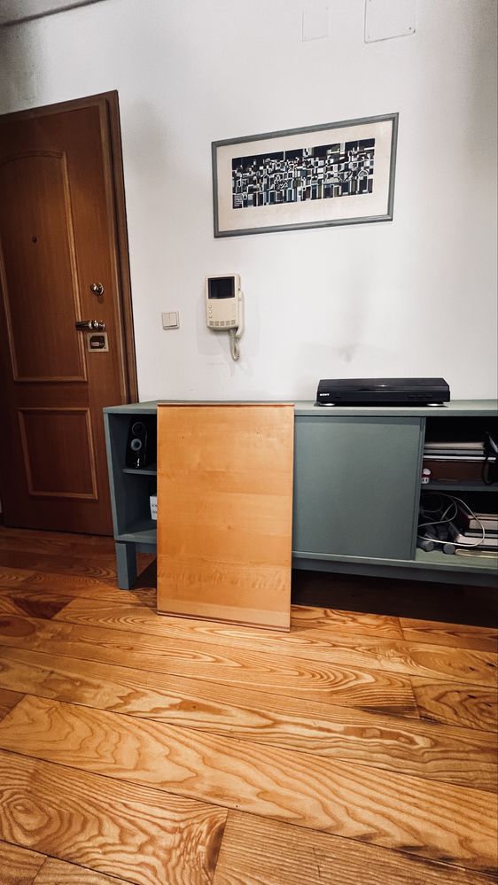 Móvel Ikea Bësta (modelo descontinuado)