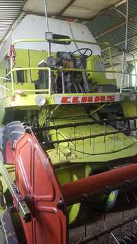 Claas  Dominator  76