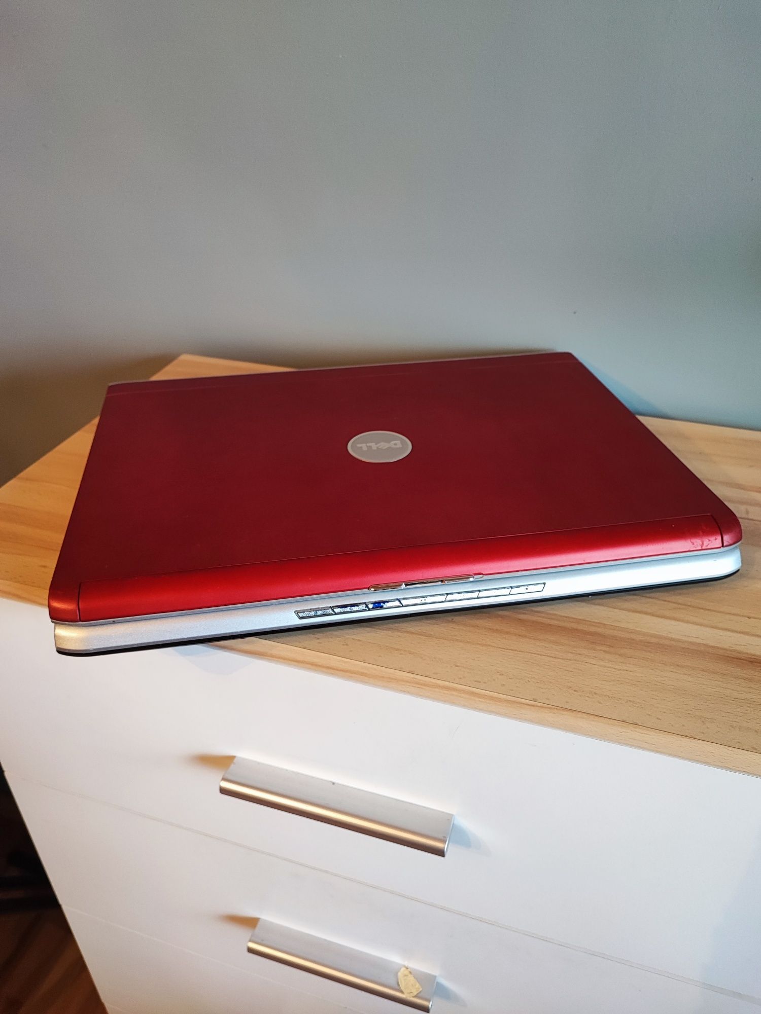 Dell Inspiron 1720