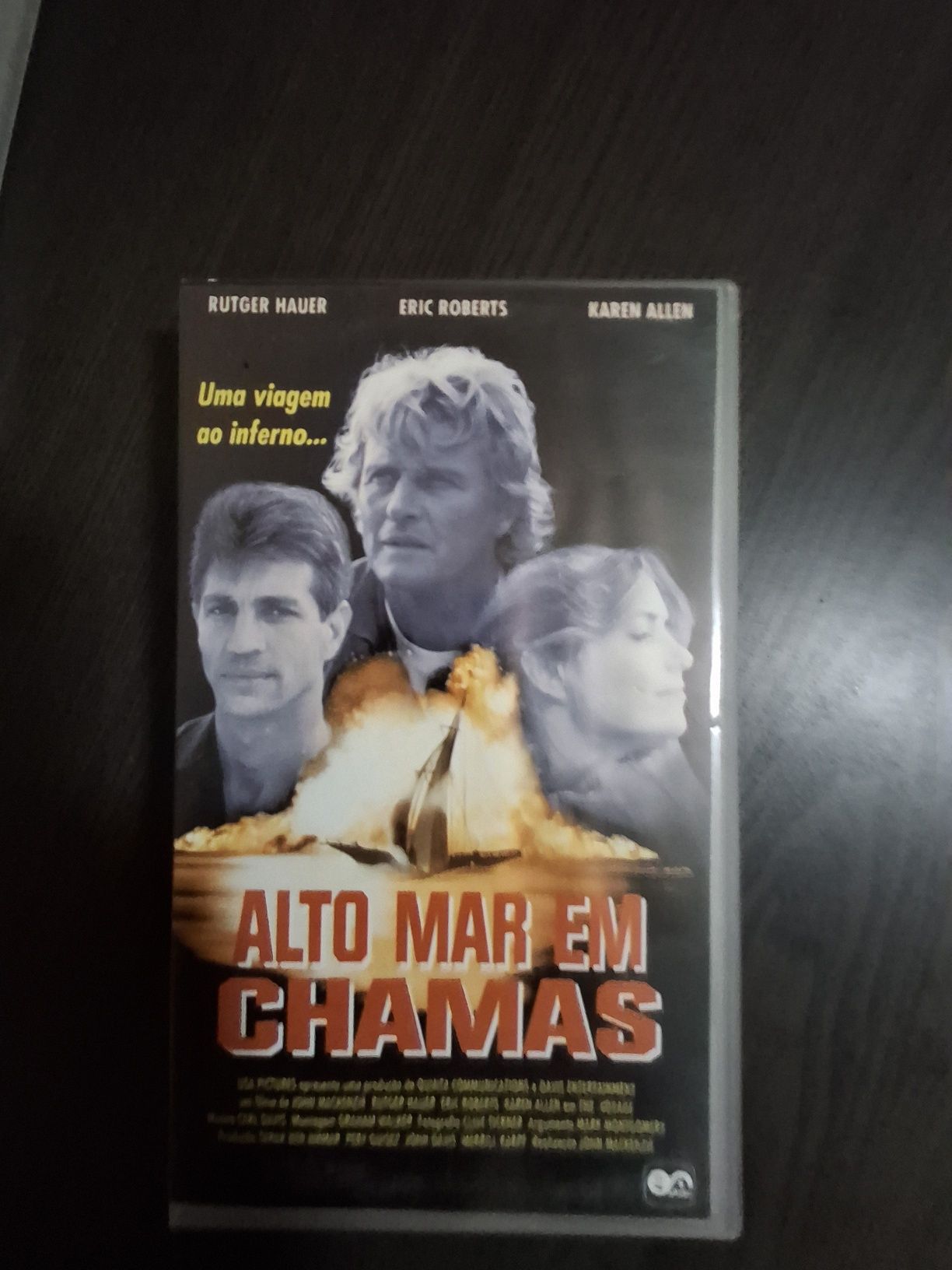 Alto Mar Em Chamas - VHS