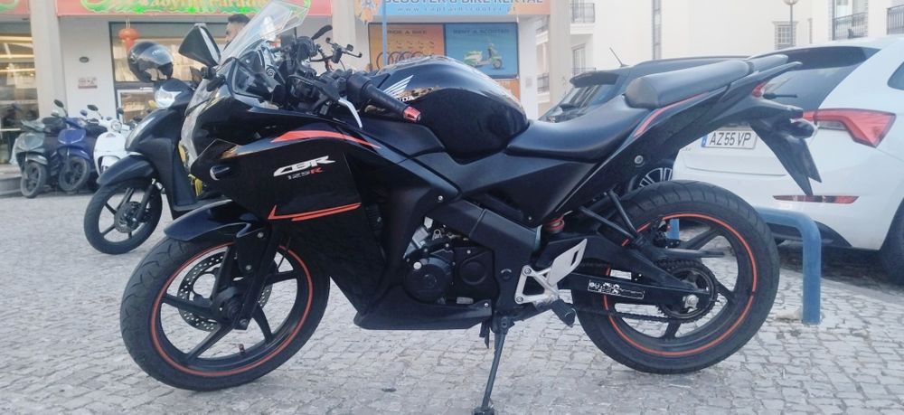 Vendo HONDA CBR 125 R