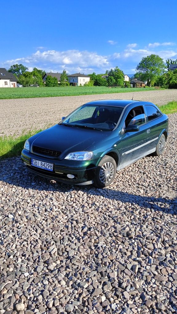 Opel Astra 2000r silnik 1.6 benzyna