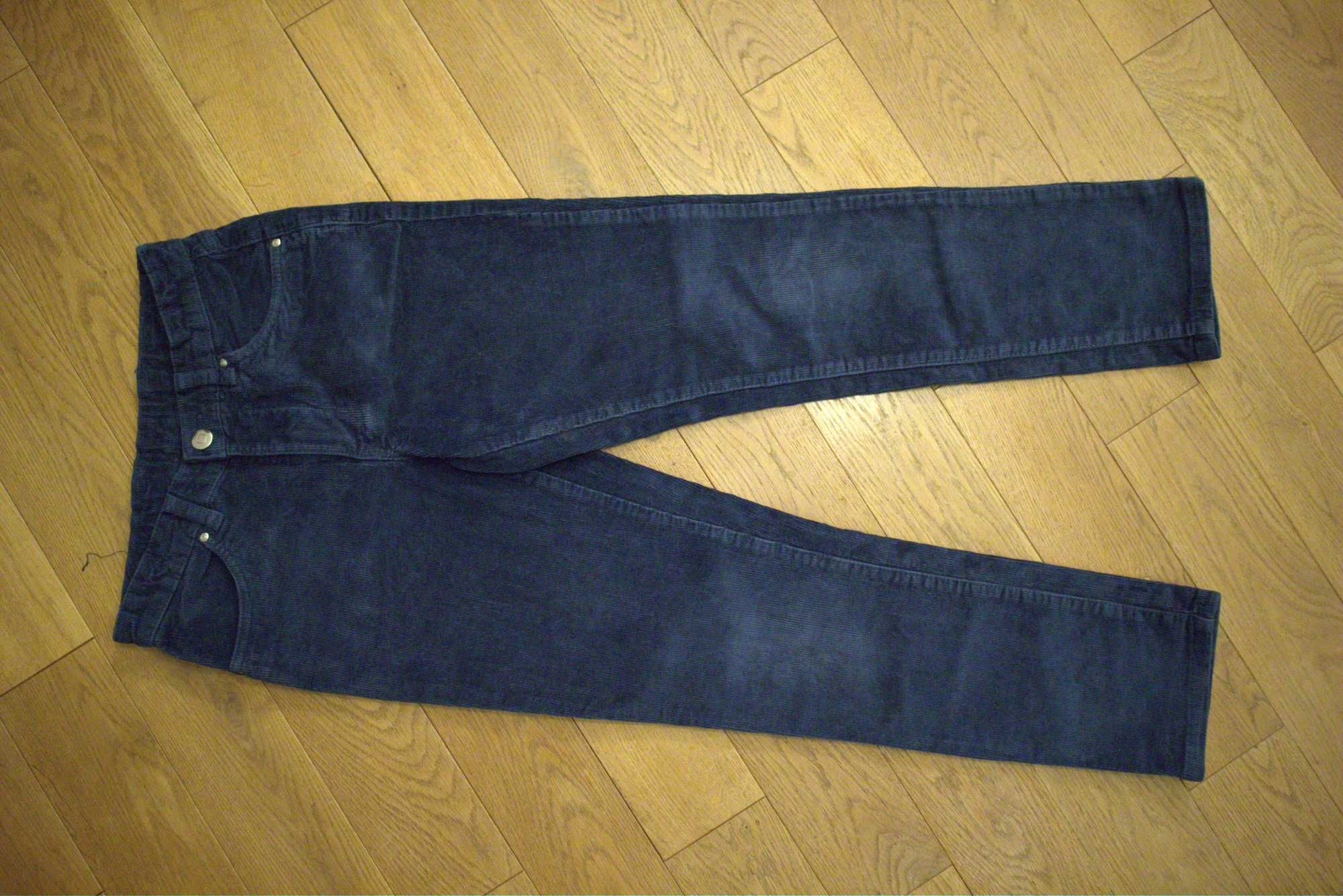 Spodnie chłopięce 3 pary chino, sztruks 10-11 lat 146