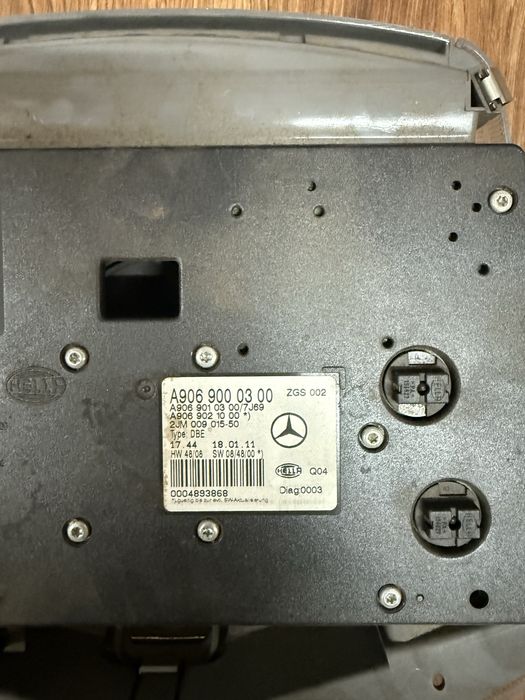 Oświetlenie kabiny lampka podsufitki Sprinter 906