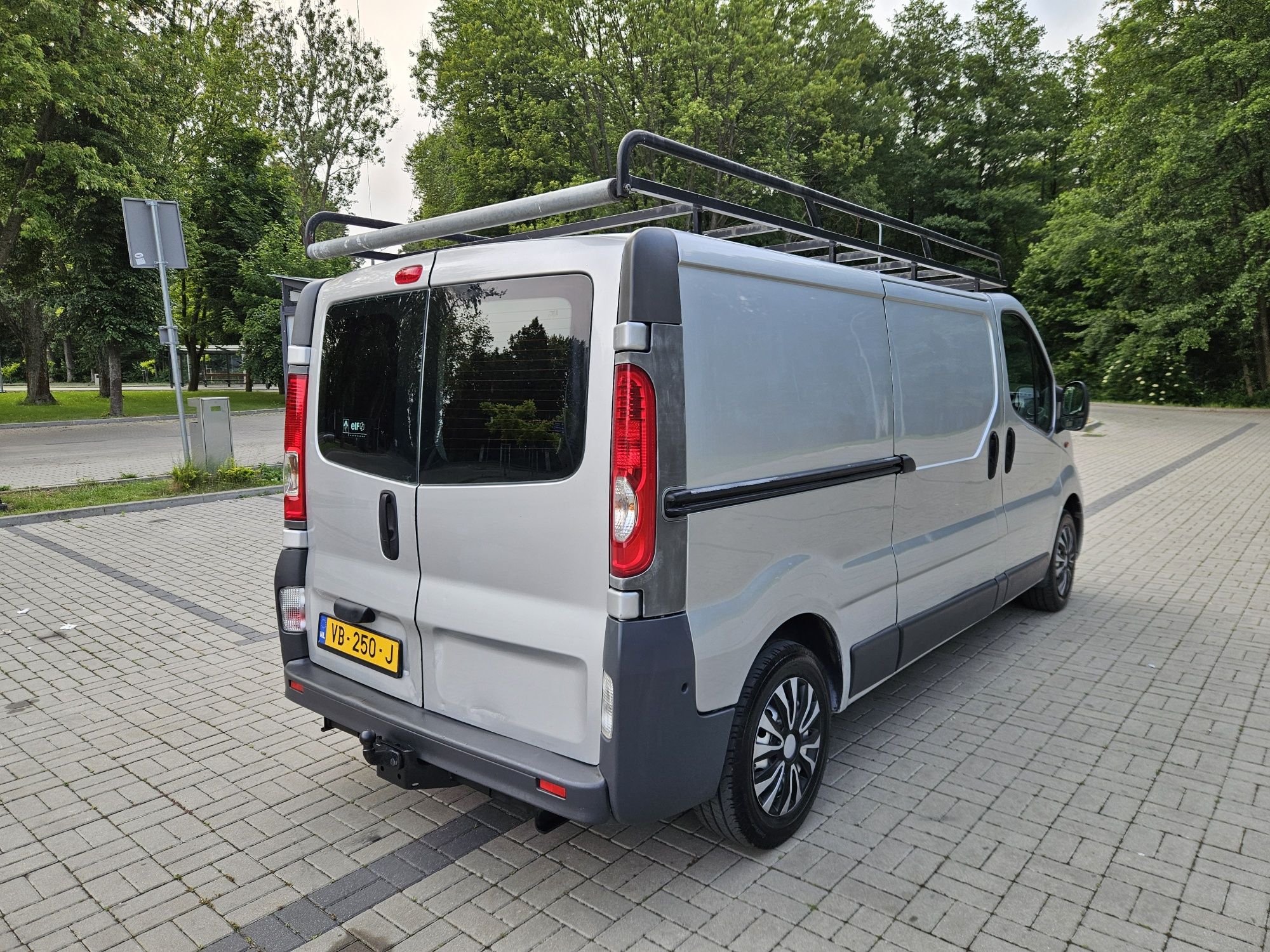 Renault_Trafic_LONG_115KM_niski_przebieg_dobry_stan