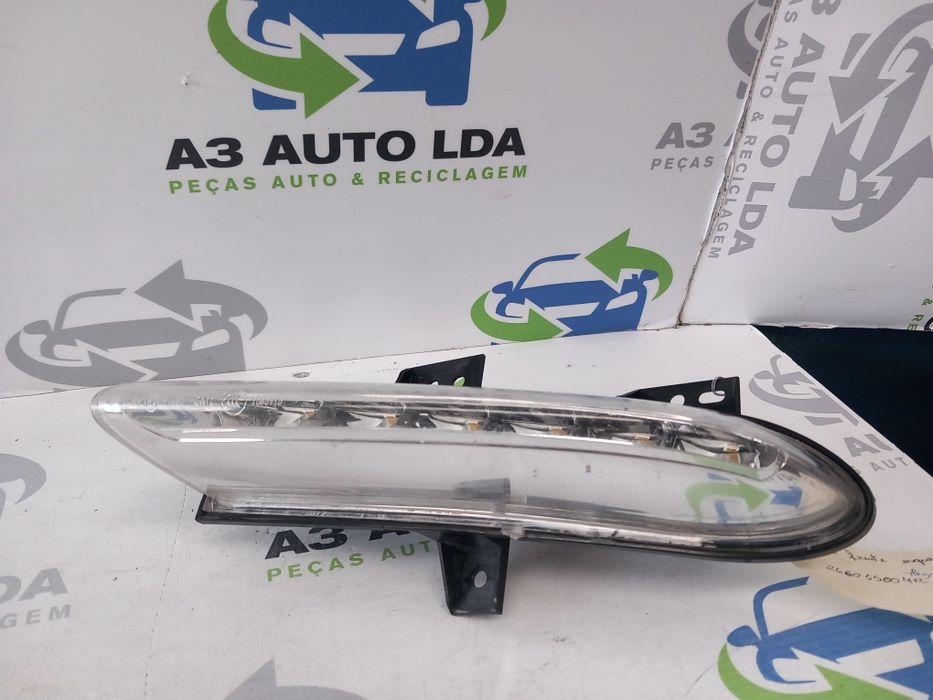 Farolim de luz diurna led frente esquerdo Renault
