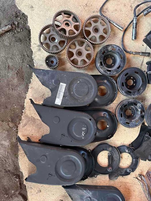 Автозапчастини навісне з мотору 1.6 Mpi  з мотору BSE BFQ BSF BGU