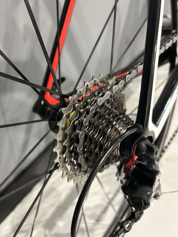 Rower CUBE Attain CMPT Carbon 58 | Shimano 105