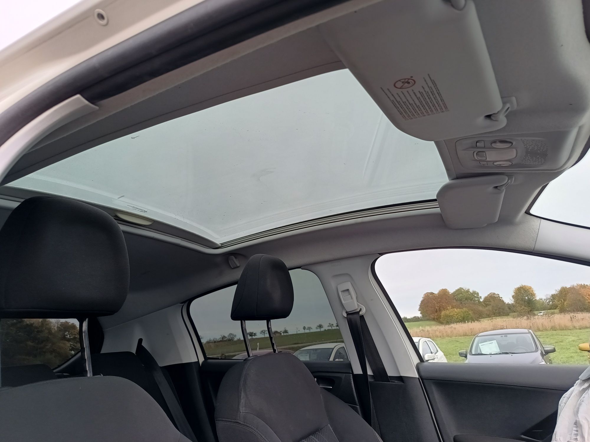 PEUGEOT 208 1.2 VTI panorama dach klima
