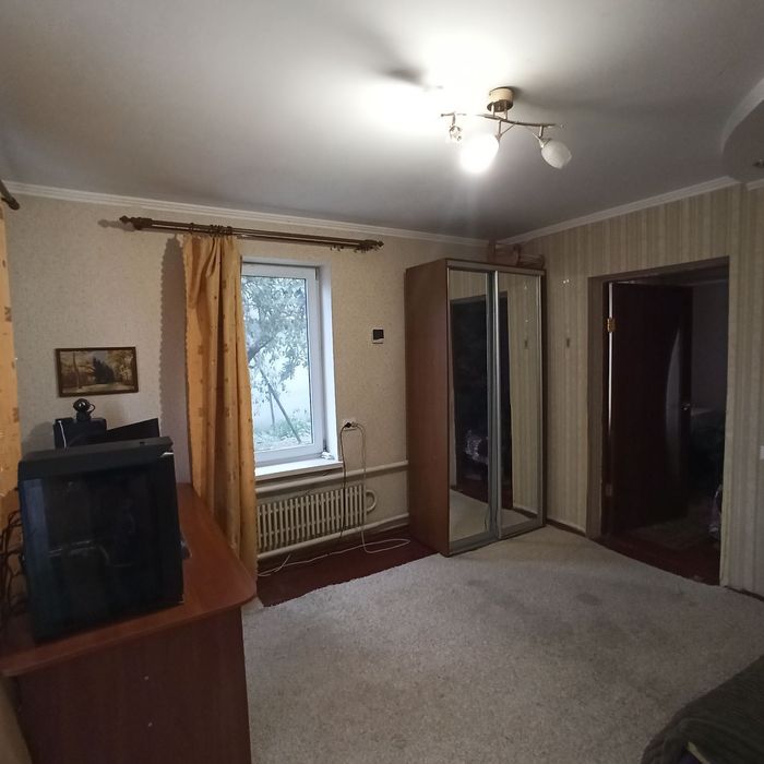 Продам будинок в центрі міста або обмііняю на 2-х кімнатну квартиру +