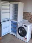 wysoka 190cm lodówka firmy Indesit kilka zdjęć i opis