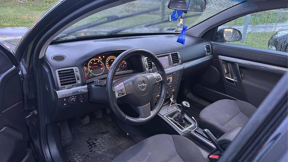 Sprzedam opelka vectra c karavan 1.9 cdti 150