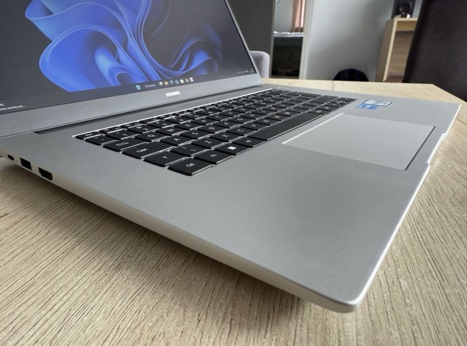 Laptop Huawei MateBook D15 2022 JakNowy !!! 15,6” i3-11th 8GbRAM 256.